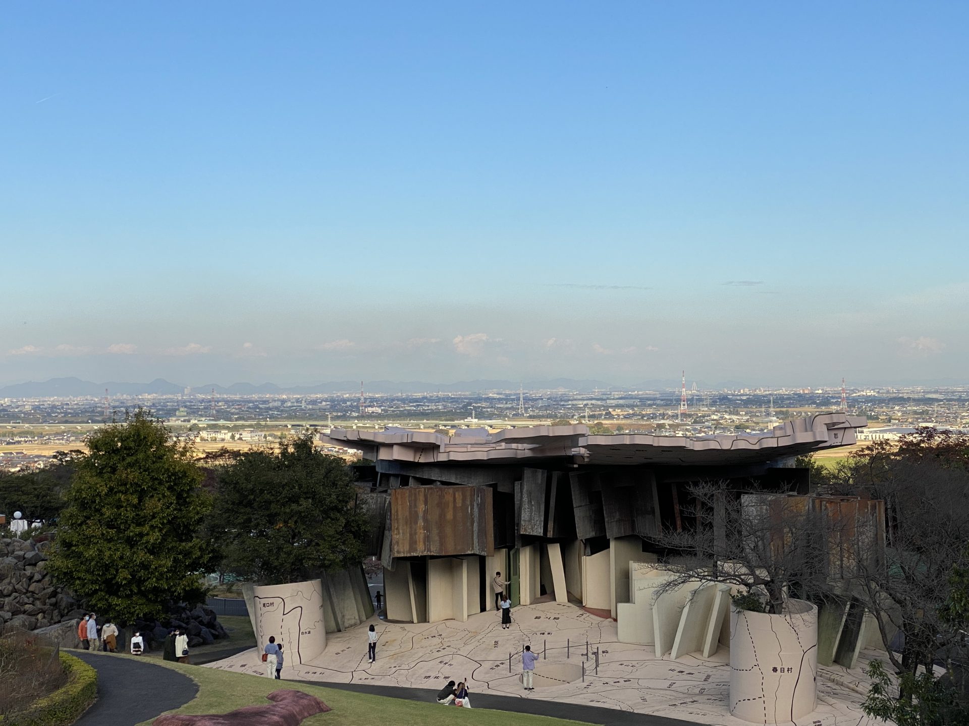 養老天命反転地