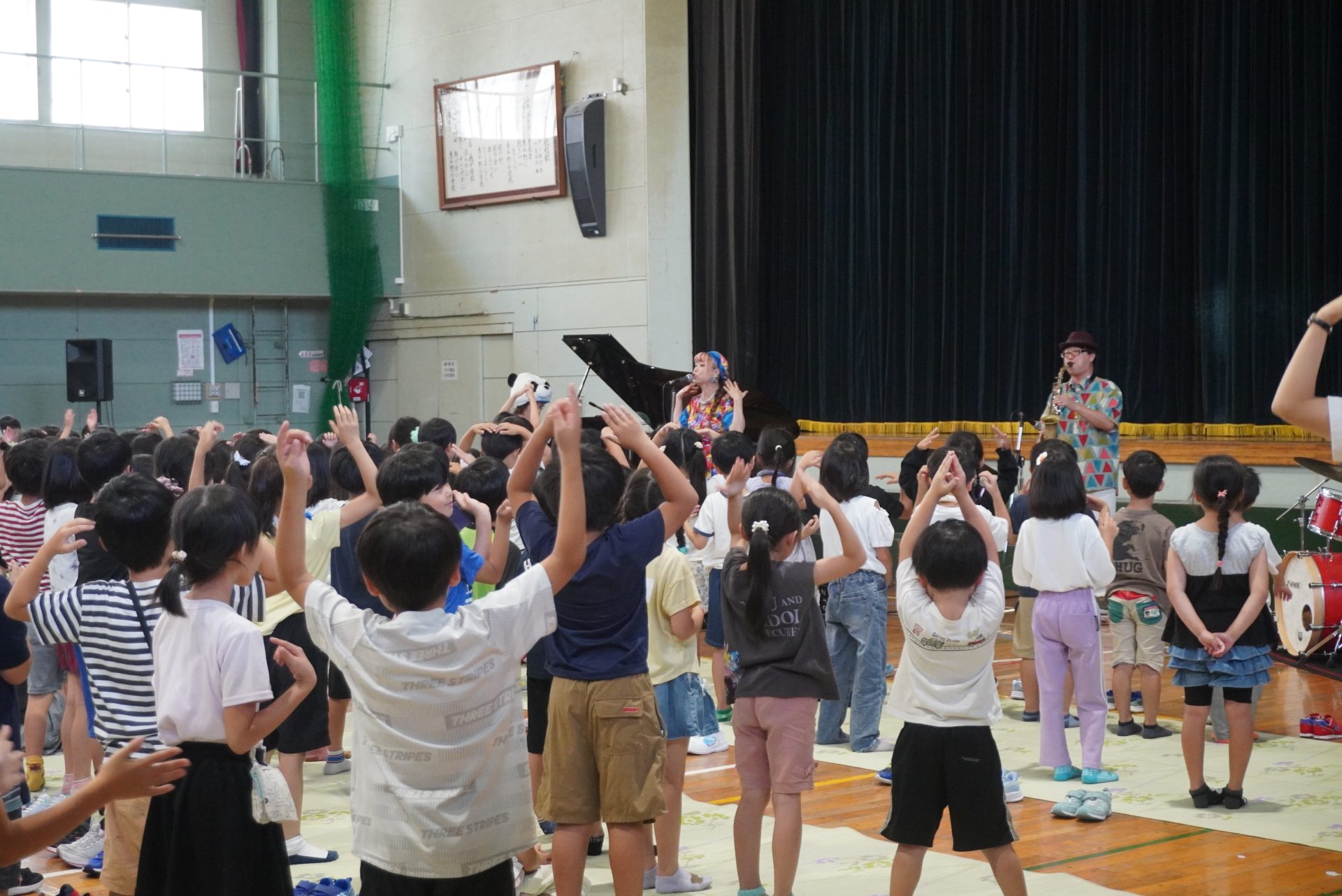 小学校の芸術鑑賞会